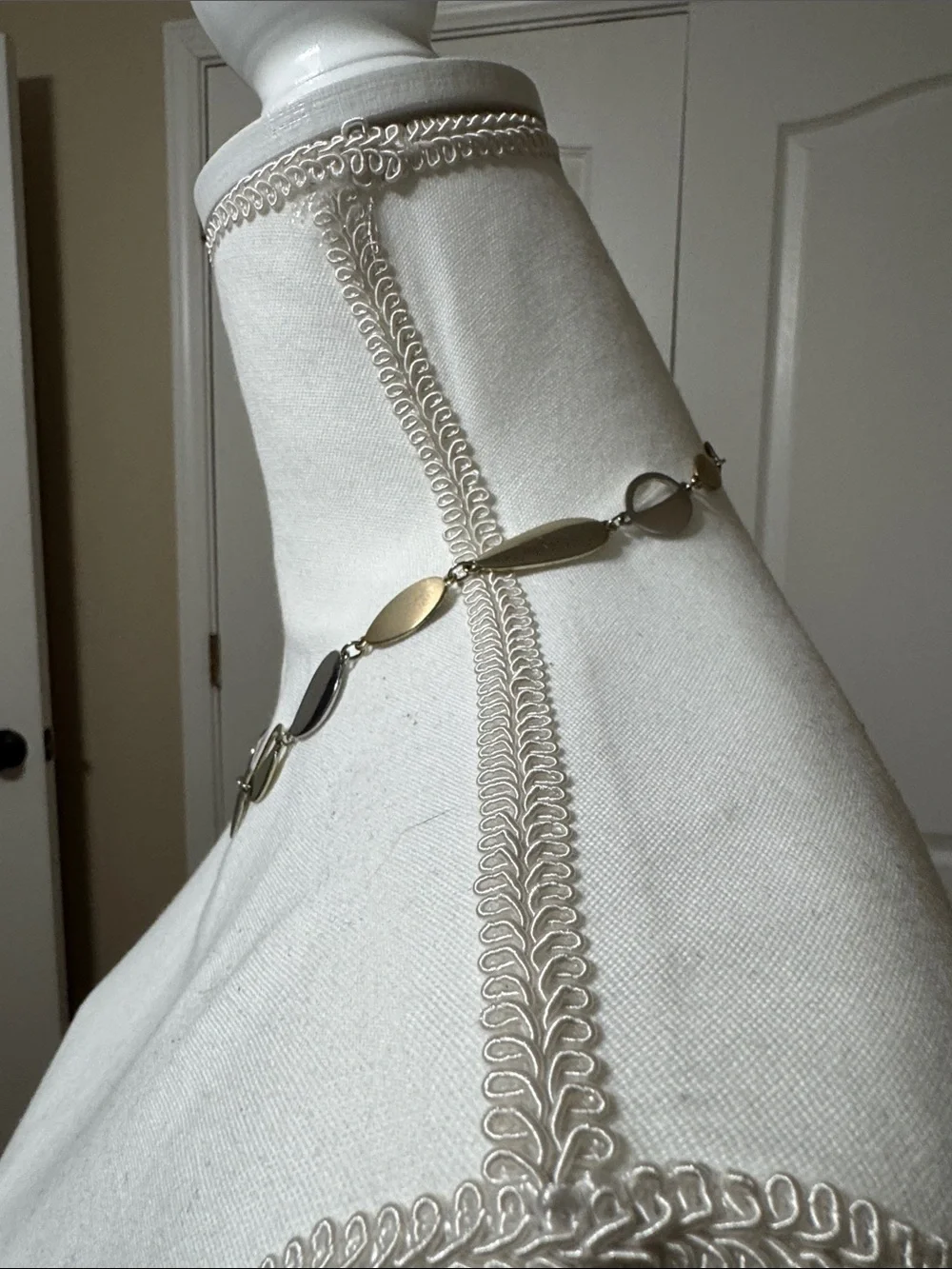 LOFT Gold Teardrop Link Necklace